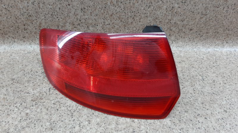 Фонарь левый Audi A3 2004-2008 8P 8P4945095C Б/У