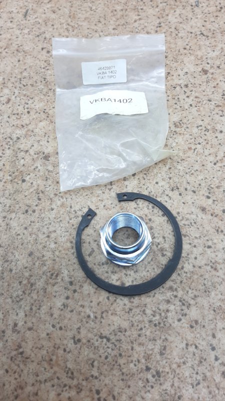 Гайка ступицы Lexus RX300 1998-2006 VKBA1402 новая