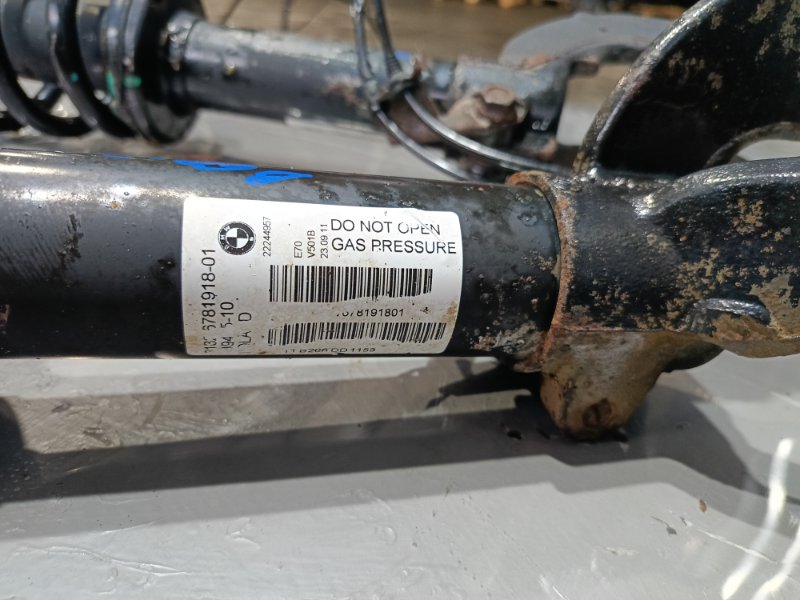 Стойка подвески BMW X5 E70 N55B30 Стойка подвески BMW X5 E70 N55B30