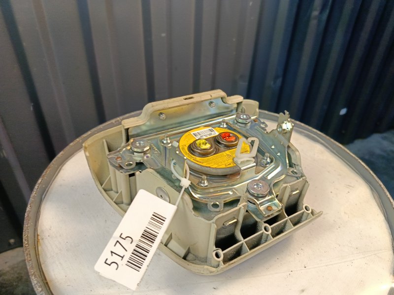 Подушка безопасности в руль QX56 2010 Z62 VK56VD Подушка безопасности в руль QX56 2010 Z62 VK56VD