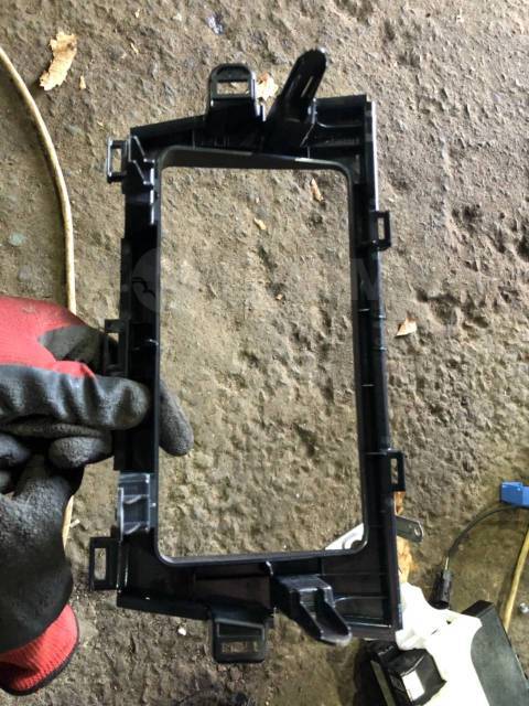 Рамка магнитолы Prius ZVW30 Рамка магнитолы Prius ZVW30