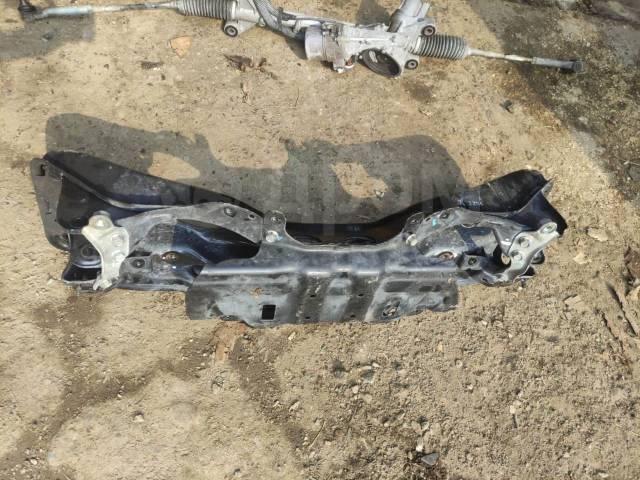 Балка подвески передняя Subaru Forester SJ5