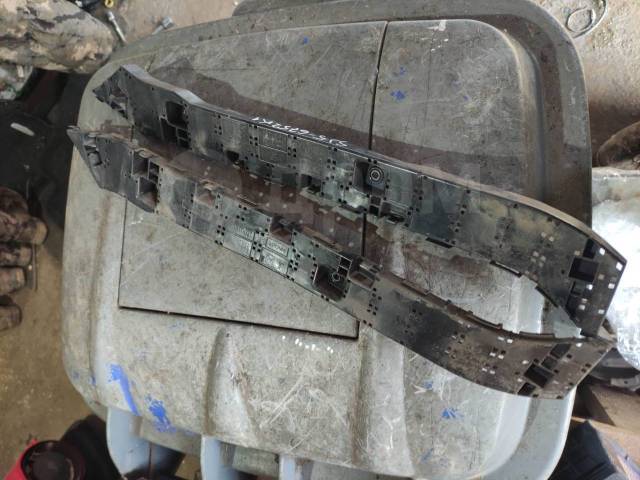 Запчасть крепление бампера заднее Subaru Forester SJ5 контрактная Крепление бампера заднее Subaru Forester SJ5 контрактная