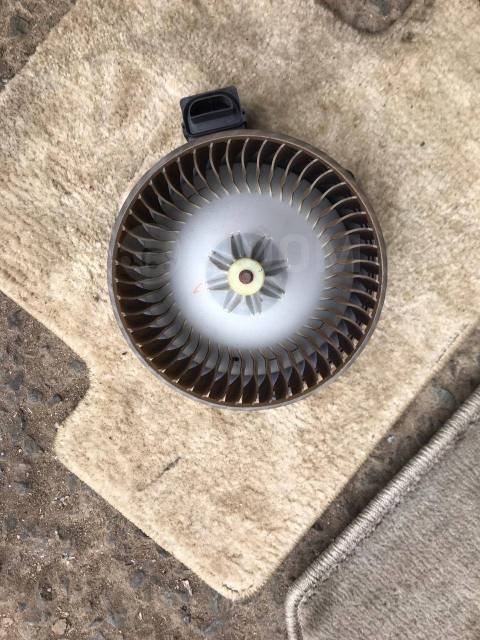 Мотор печки Honda Civic FD3 Мотор печки Honda Civic FD3