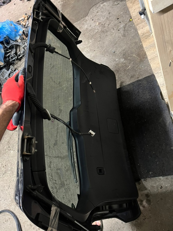 Дверь багажника FORESTER 2013 SJ5 FB20