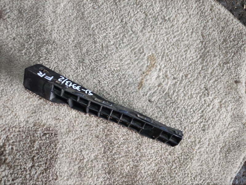 Крепление бампера переднее правое SUBARU FORESTER 2013 SJ5 FB20 контрактная