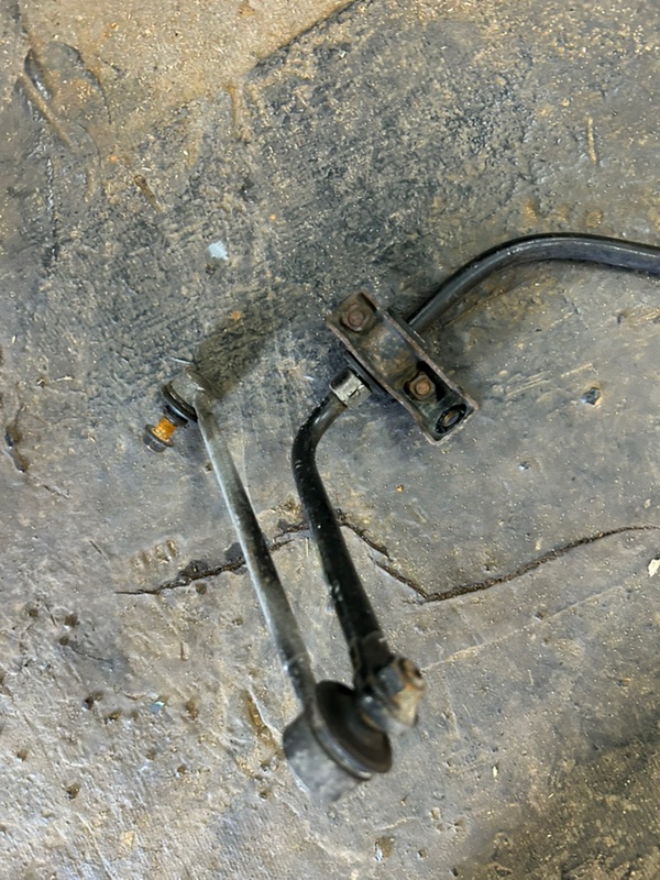 Стабилизатор задний HARRIER 2006 GSU35W 2GRFE