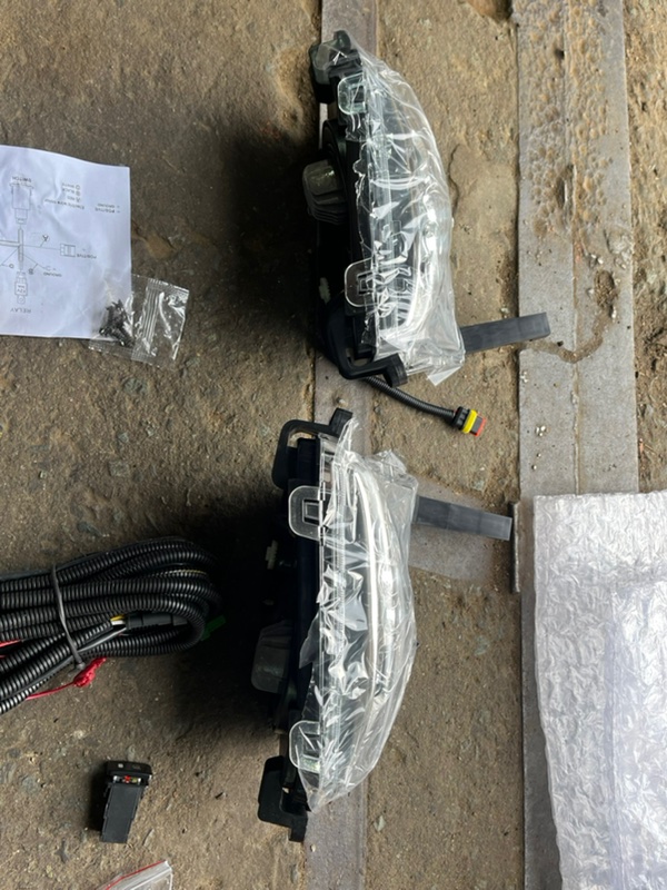 Фара противотуманная Prius 2015–2023 ZVW50 2ZRFXE Фара противотуманная Prius 2015–2023 ZVW50 2ZRFXE