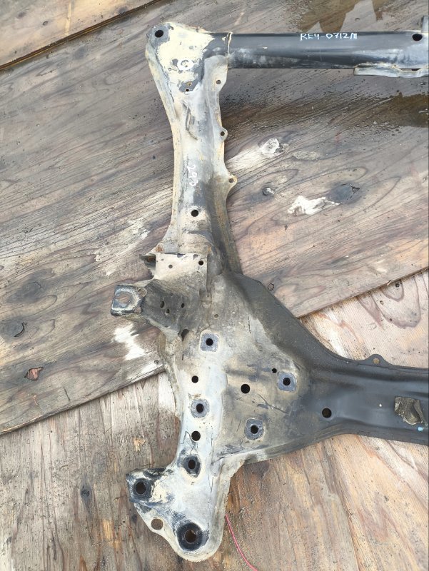 Балка под ДВС передняя HONDA CR-V RE4 K24A Балка под ДВС передняя HONDA CR-V RE4 K24A