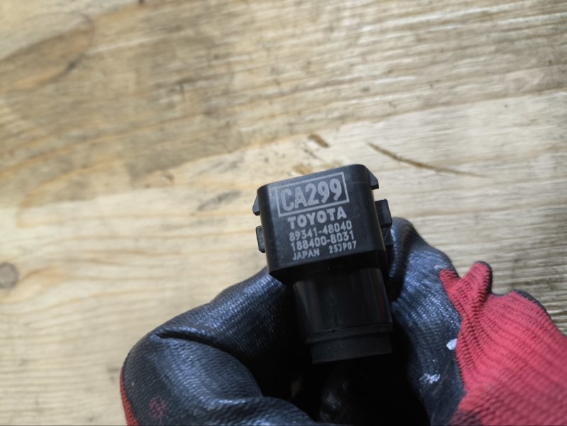 Датчик парковки Prius 2017 ZVW51