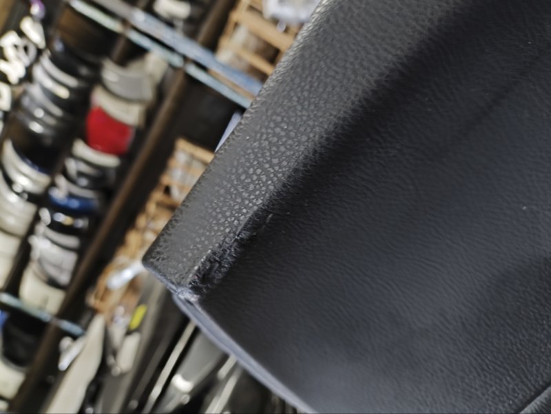 Обшивка двери передняя правая C-HR 2019 NGX50