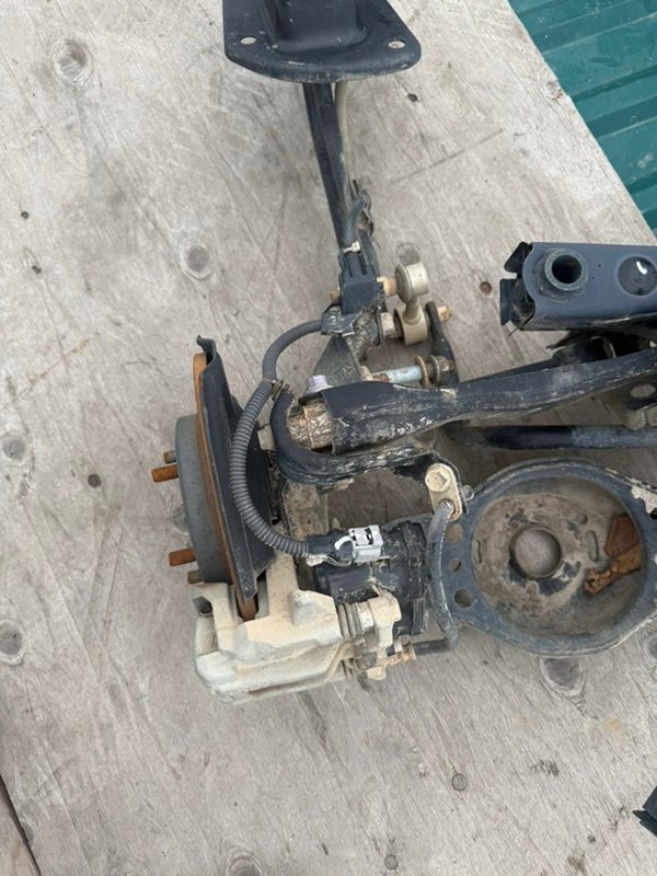 Балка задняя Toyota Corolla NRE210