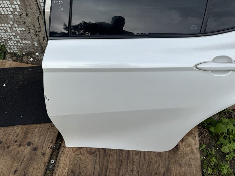 Дверь задняя левая Camry 2020 AXVH70 Дверь задняя левая Camry 2020 AXVH70