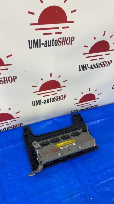 Airbag коленный HS250h 2013 ANF10 2AZFXE