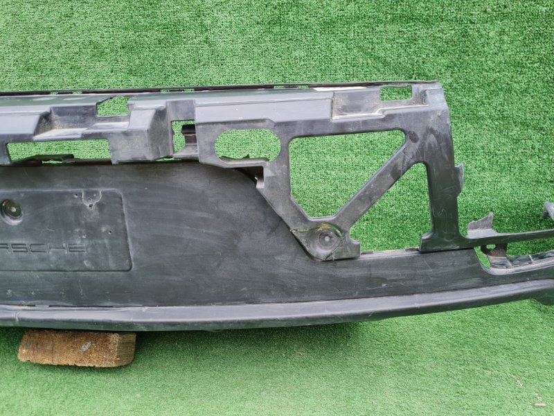 Накладка на бампер задняя Macan 2013- 95B Накладка на бампер задняя Macan 2013- 95B