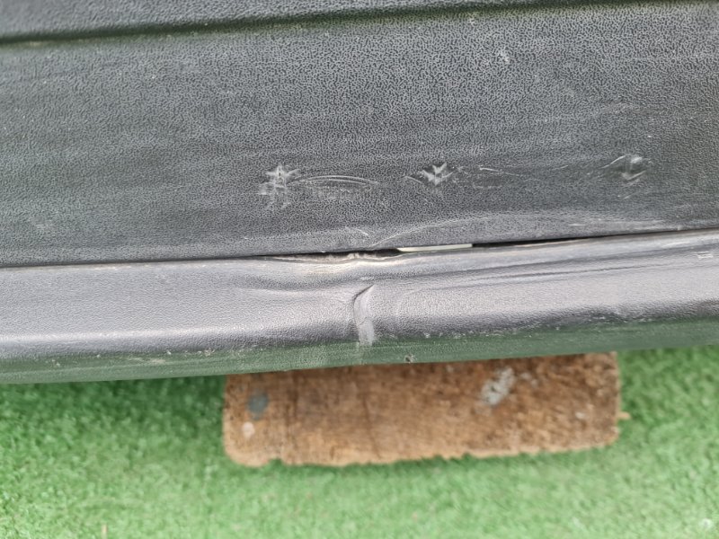 Накладка на бампер задняя Macan 2013- 95B Накладка на бампер задняя Macan 2013- 95B