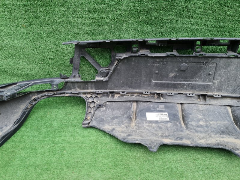 Накладка на бампер задняя Macan 2013- 95B Накладка на бампер задняя Macan 2013- 95B