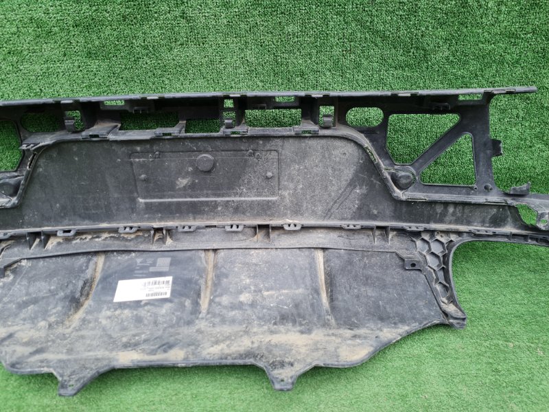 Накладка на бампер задняя Macan 2013- 95B Накладка на бампер задняя Macan 2013- 95B