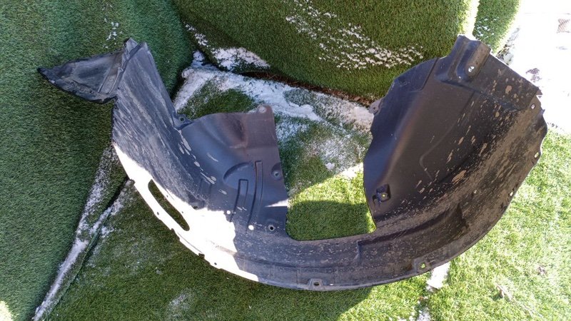 Подкрылок передний правый ATLAS Pro 2019-