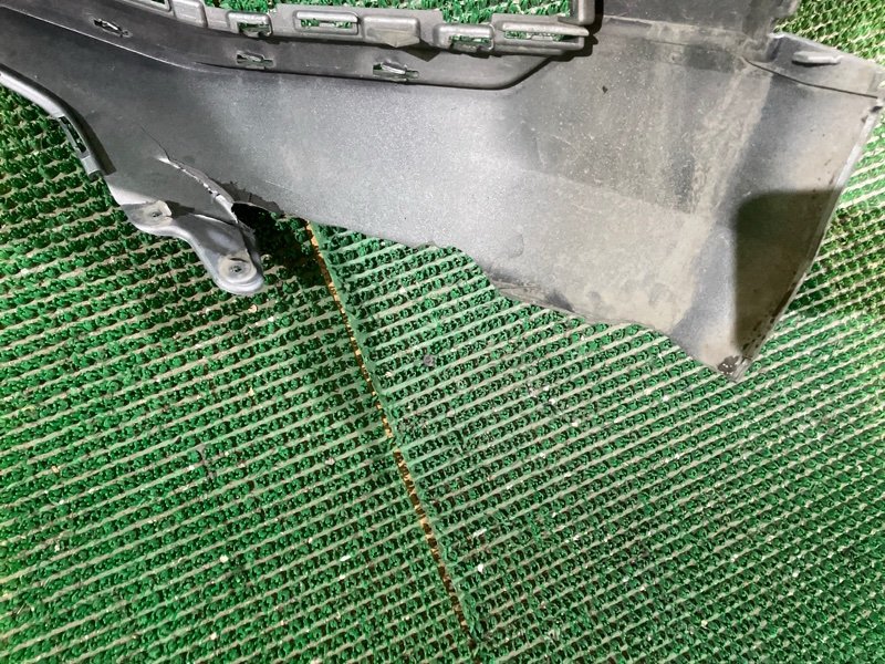 Бампер передний Q8 2018- 4MN