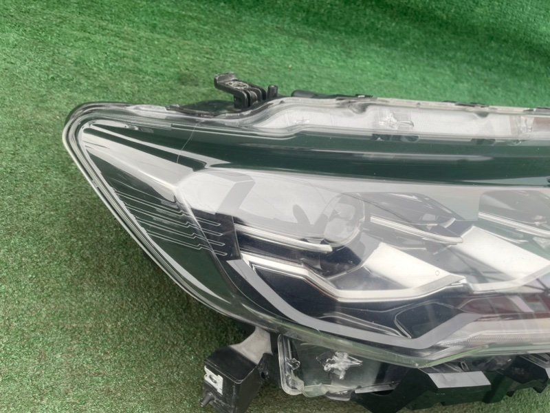 Фара правая X-TRAIL 2017- NT32