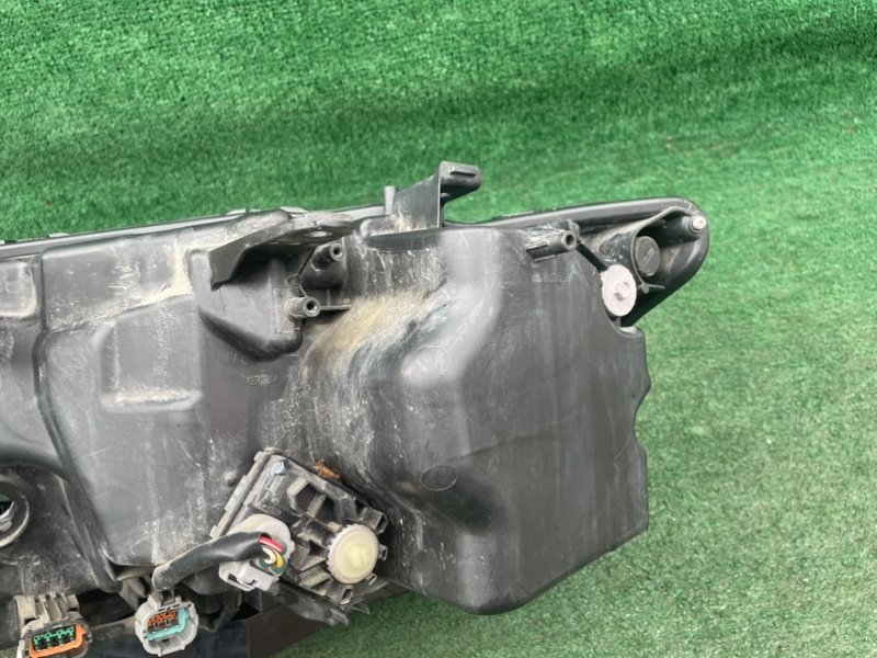 Фара правая X-TRAIL 2017- NT32