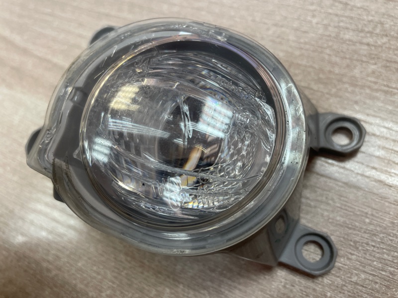 Туманка передняя левая FORTUNER 2020- GUN156