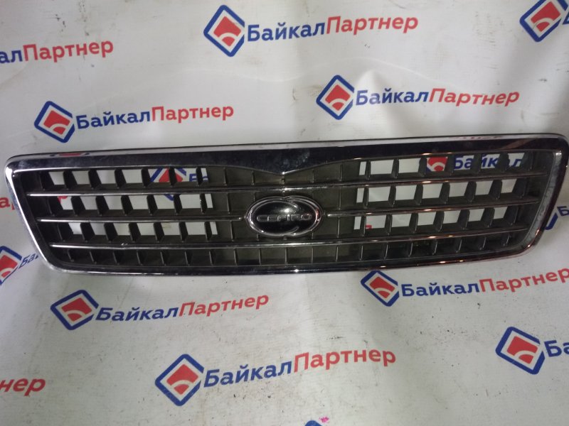 Решетка радиатора Nissan Cefiro A32