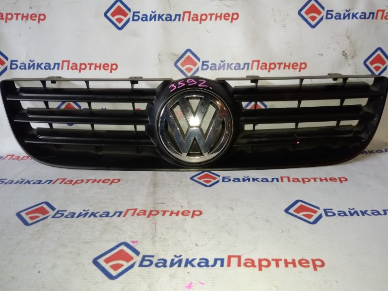 Решетка радиатора Volkswagen Polo 9N3 BKY 2008