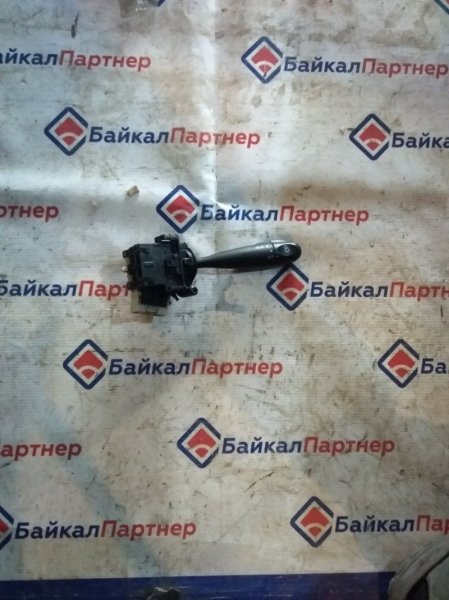 Переключатель поворотов Toyota Passo KGC10 1KR-FE 2004 3102