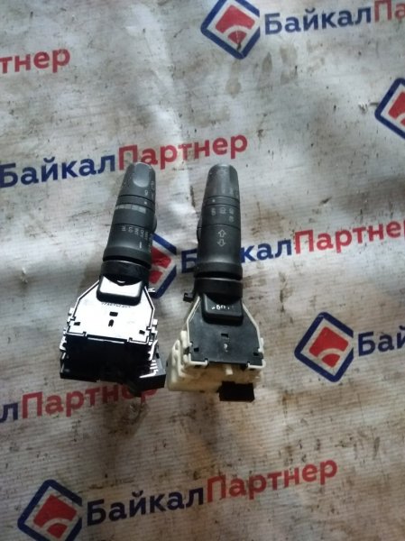 Переключатель поворотов Nissan Skyline PV35 VQ35DE 2002 6808