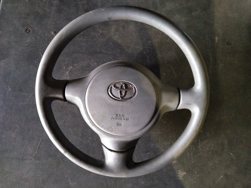 Airbag водителя Toyota Sienta NCP81G 1NZ-FE 2006