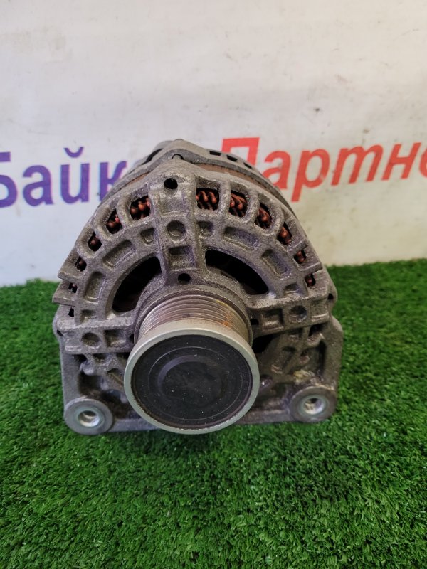 Генератор Nissan Serena CNC25 MR20DE