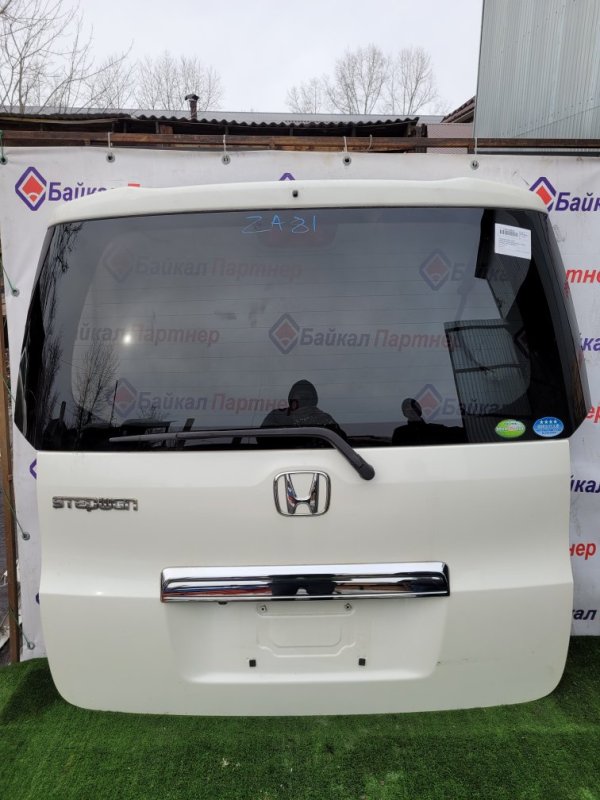 Дверь 5-я Honda Stepwgn RK1 R20A 2010