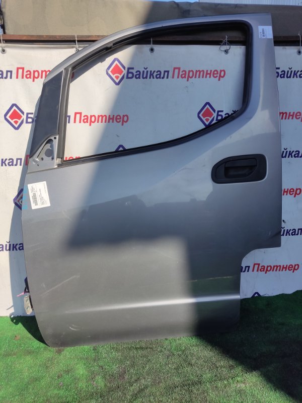 Дверь Nissan Nv200 VM20 HR16DE 2010 передняя левая