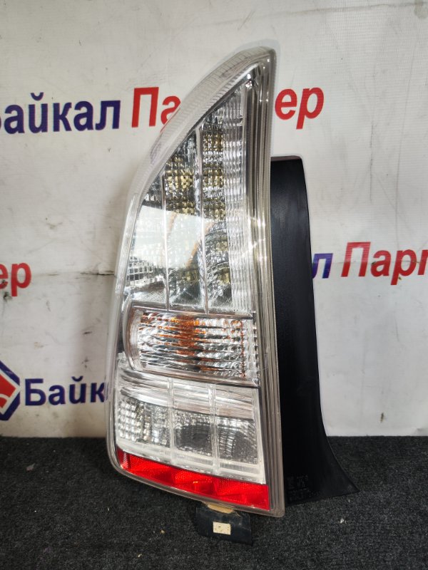 Стоп Toyota Prius ZVW30 2ZR-FXE 2009 задний левый 47-38