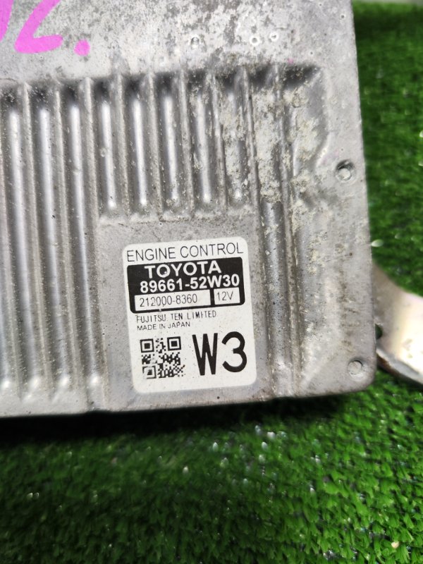 Блок управления двс Toyota Porte NCP145 1NZ-FE 2014 89661-52W30