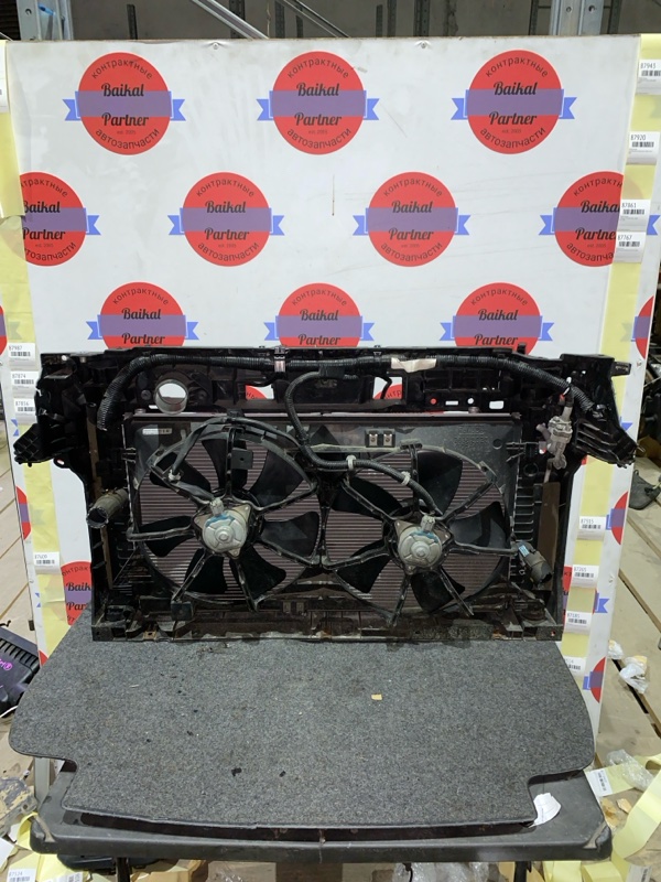 Рамка радиатора Mazda Axela BL5FP LF-VE