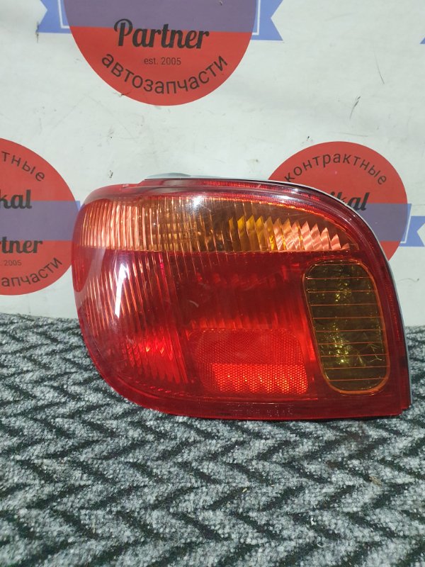 Стоп Toyota Vitz NCP15 1NZ-FE задний левый 52-049