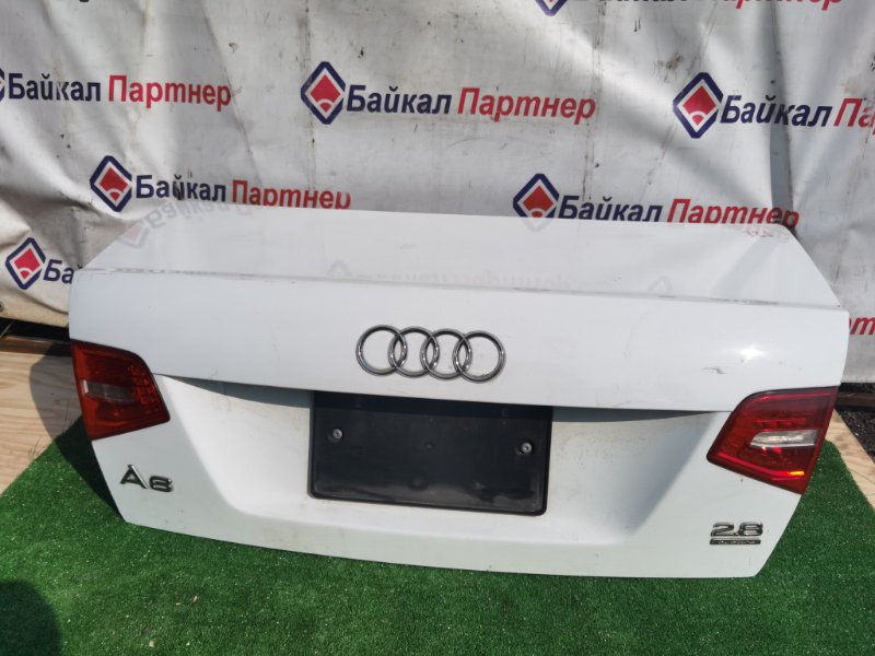 Крышка багажника Audi A6 4F2 CCEA 2010 задняя