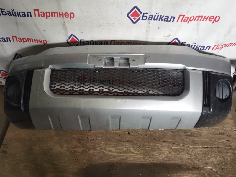 Бампер Mitsubishi Delica D:5 CV5W 4B12 2007 передний