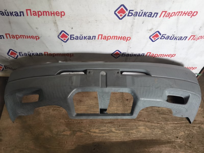 Бампер Nissan Vanette SK82MN F8 2001 передний