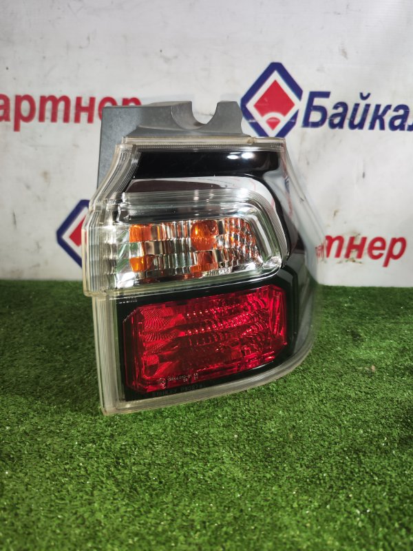 Стоп Honda Stepwgn RG2 K20A 2009 задний правый 8027