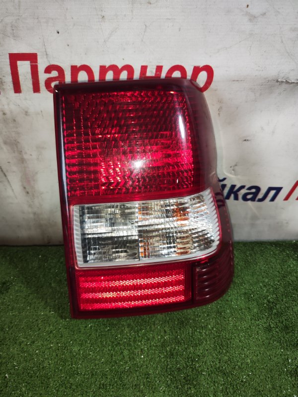 Стоп Mitsubishi Pajero Io H77W 4G94 2006 правый 1311