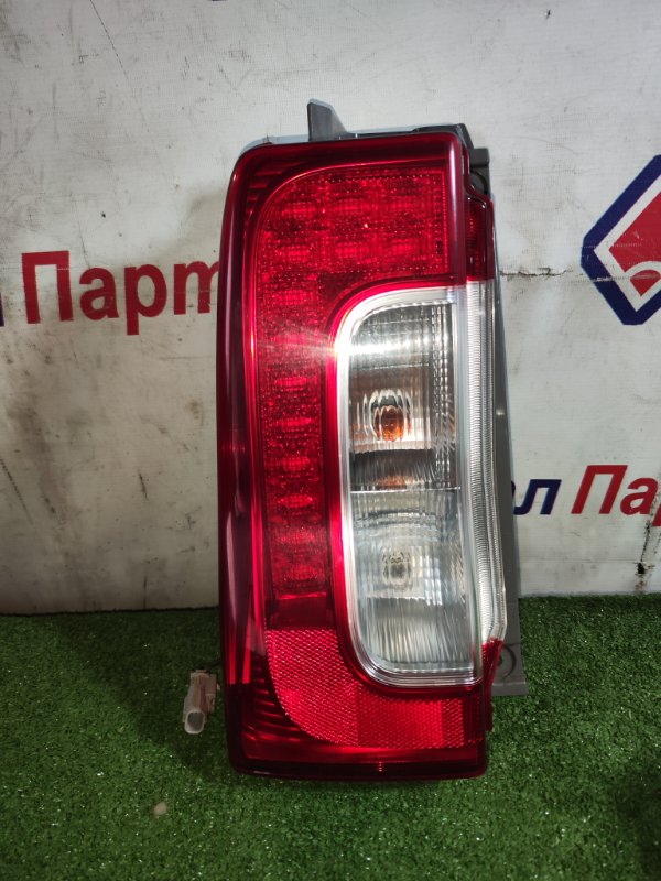 Стоп Daihatsu Tanto LA610S задний левый 220-51391