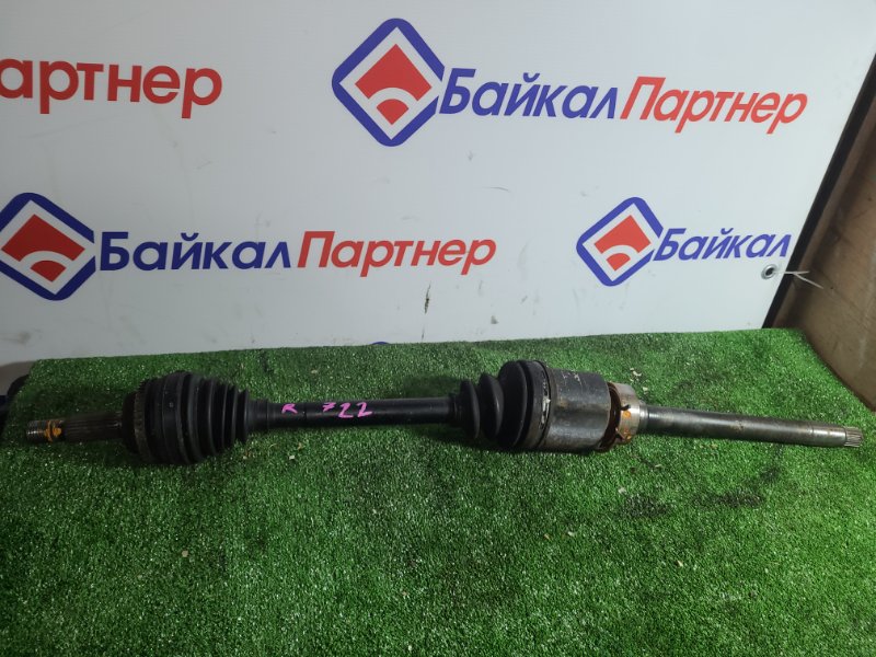 Привод Toyota Ist NCP65 1NZ-FE 2002 передний правый