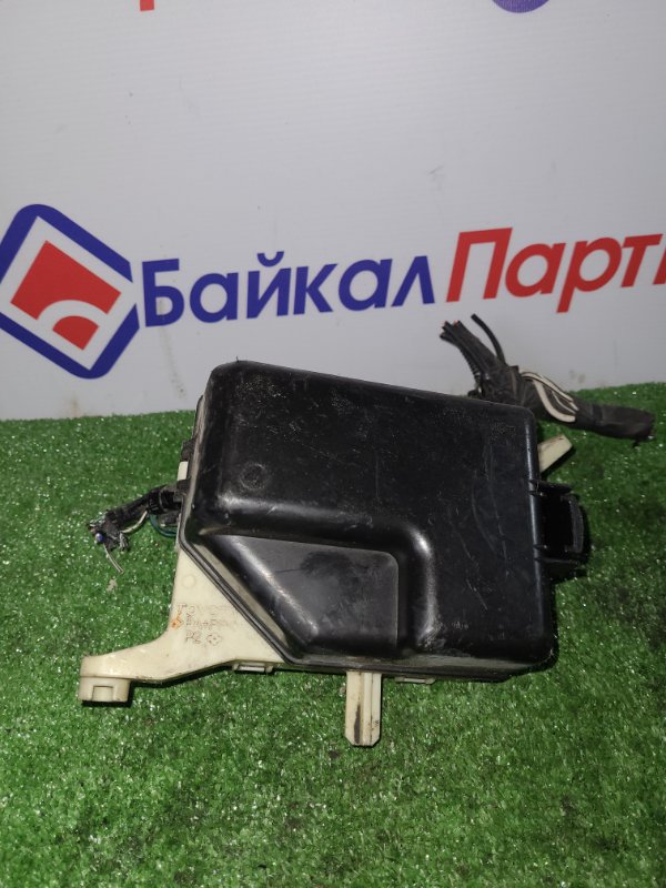 Коробка предохранителей Toyota Ist NCP60 2NZ-FE 2005