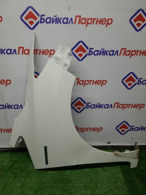 Крыло Honda Fit GP6 LEB 2014 переднее правое