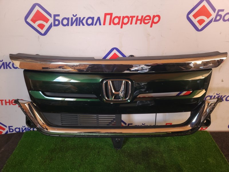 Решетка радиатора Honda N-Box JF4