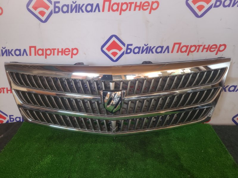 Решетка радиатора Toyota Alphard ANH15